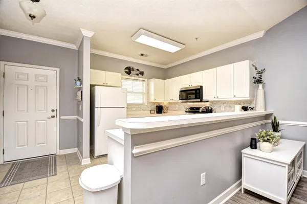 $239,800 | 6253 Catalina Drive, Unit 332, North Myrtle Beach, SC 29582