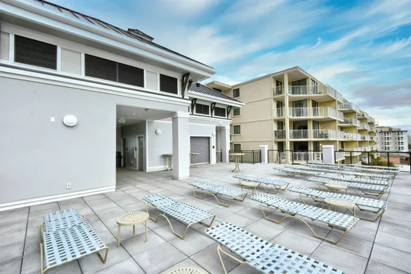 $239,800 | 6253 Catalina Drive, Unit 332, North Myrtle Beach, SC 29582