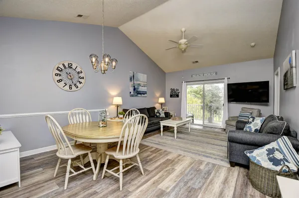 $239,800 | 6253 Catalina Drive, Unit 332, North Myrtle Beach, SC 29582