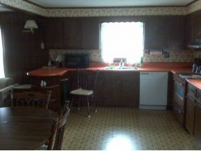 326 Peters Hollow Road Elizabethton, TN 37643 - Photo 3 of 9 Kitchen