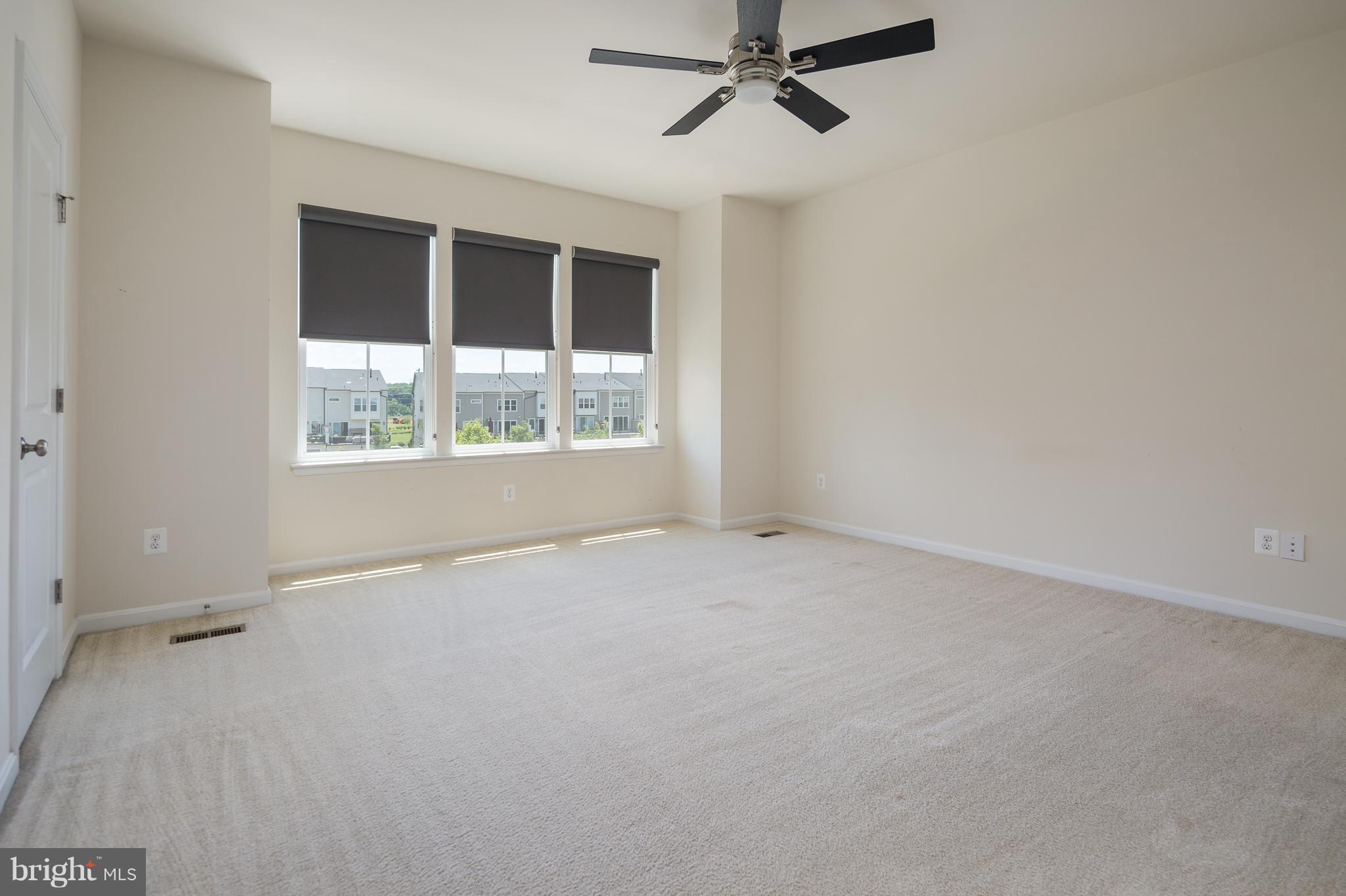 42287 Riggins Ridge Terrace Ashburn, VA 20148 - Photo 15 of 27 Bedroom (Master)