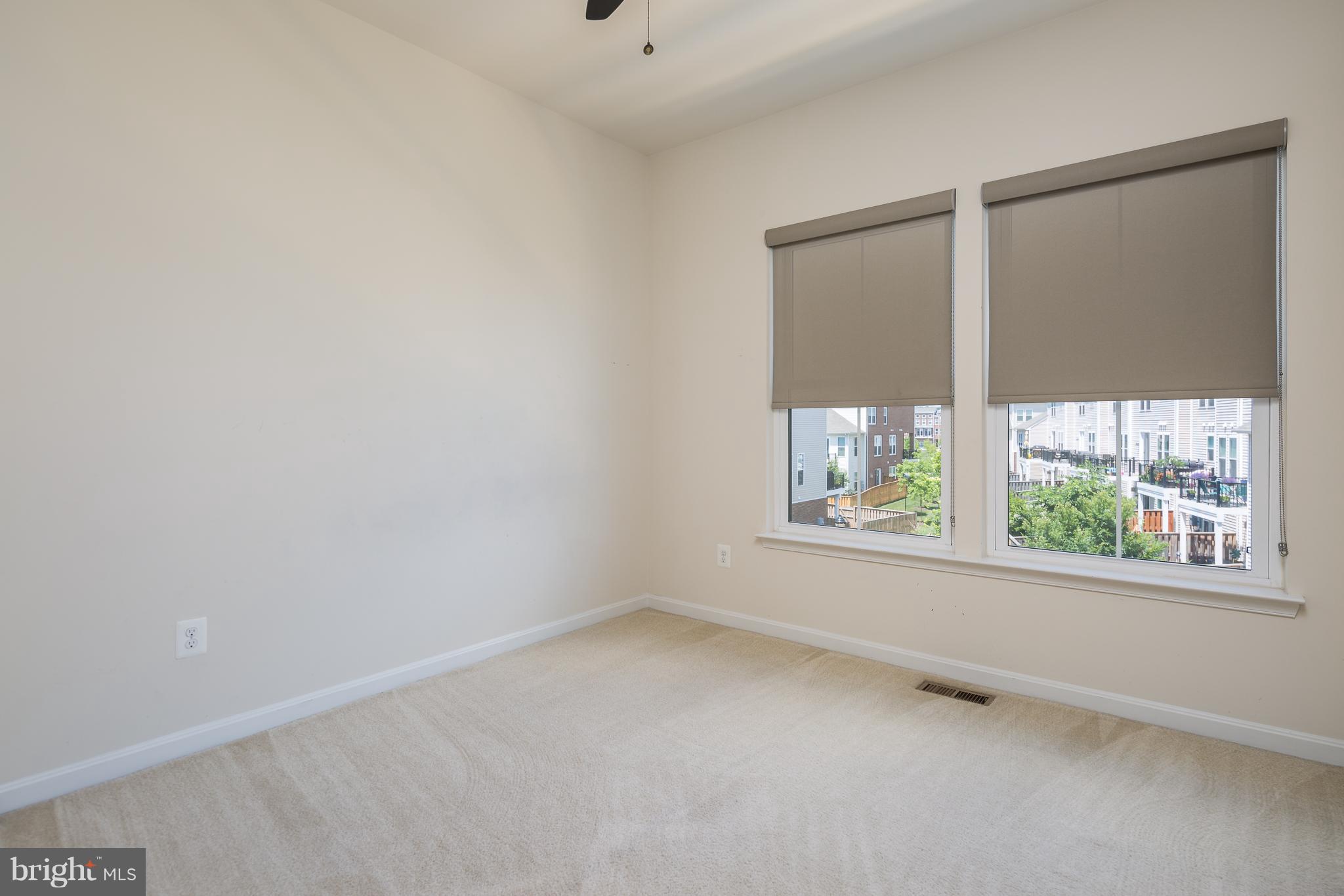 42287 Riggins Ridge Terrace Ashburn, VA 20148 - Photo 18 of 27 Bedroom