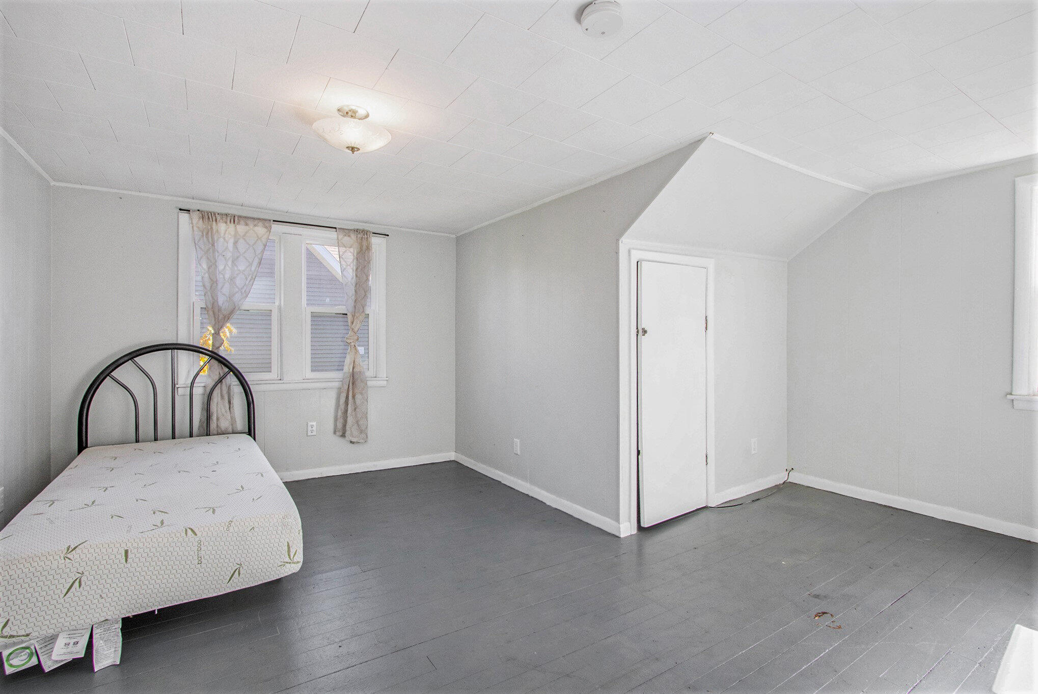 703 Main Street Dowagiac, MI 49047 - Photo 12 of 18 010_file_84