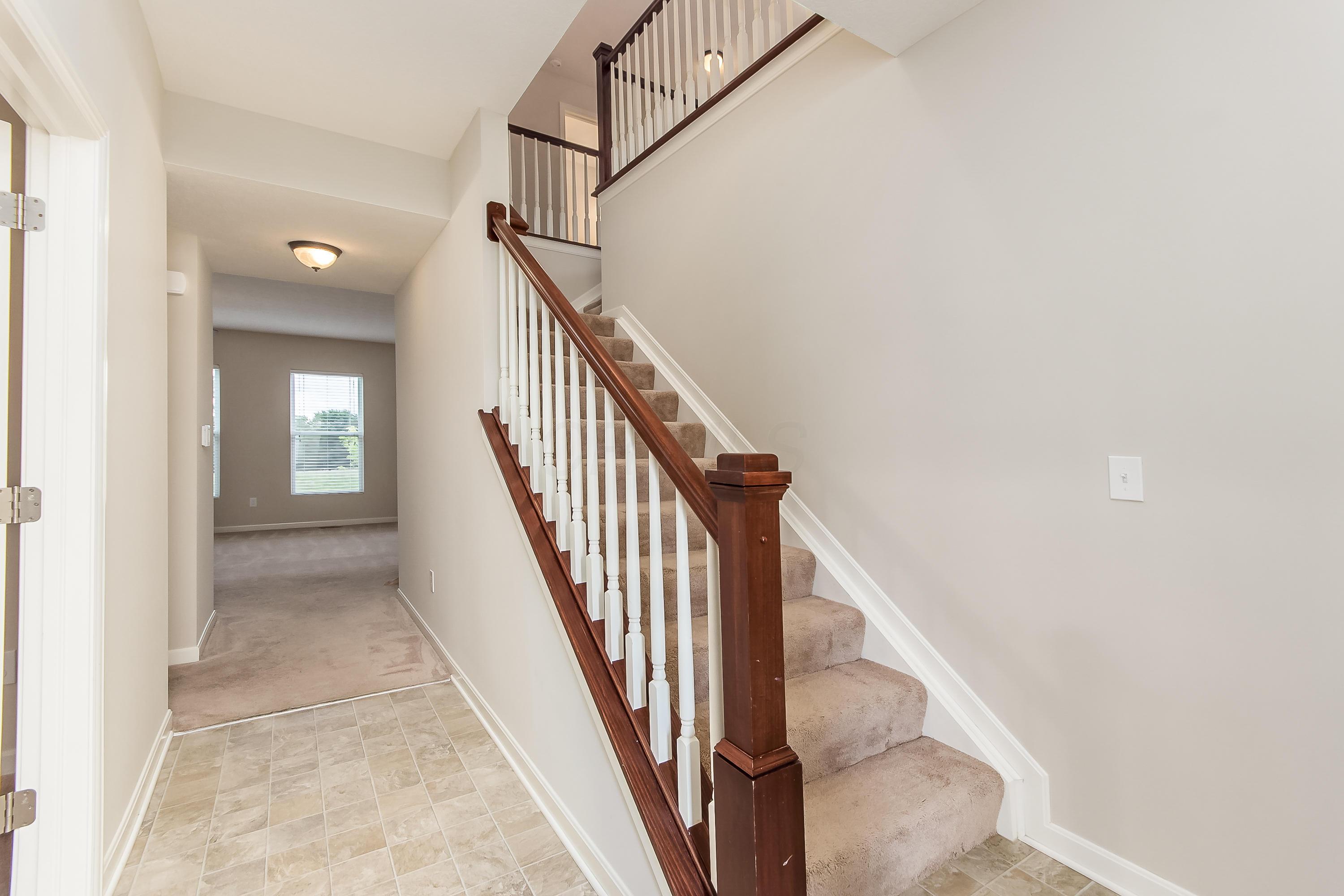 4964 Farview Road Columbus, OH 43231 - Photo 4 of 60 Gallery Image 4