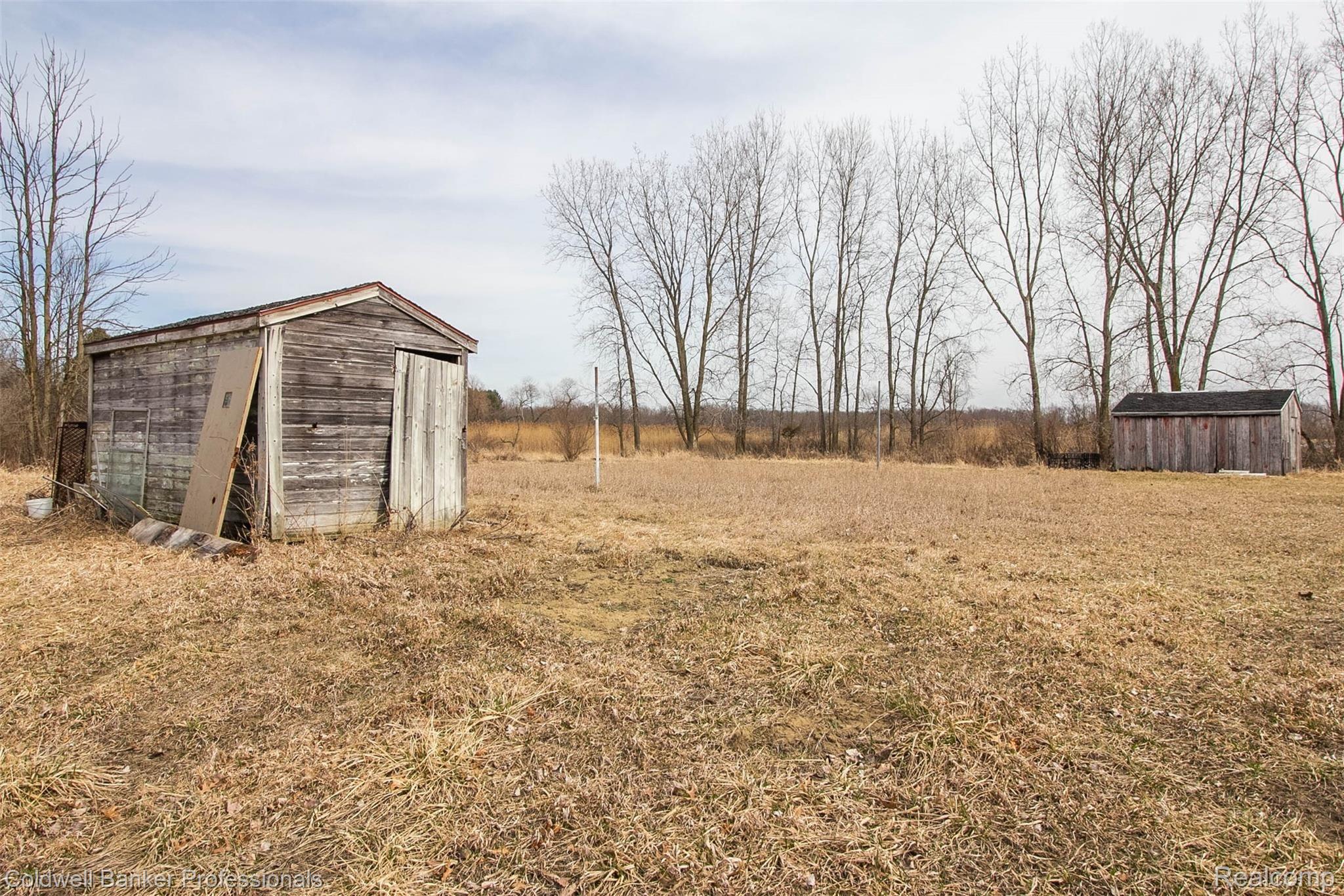 2350 Roods Lake Road Lapeer, MI 48446 - Photo 14 of 52 11.jpg