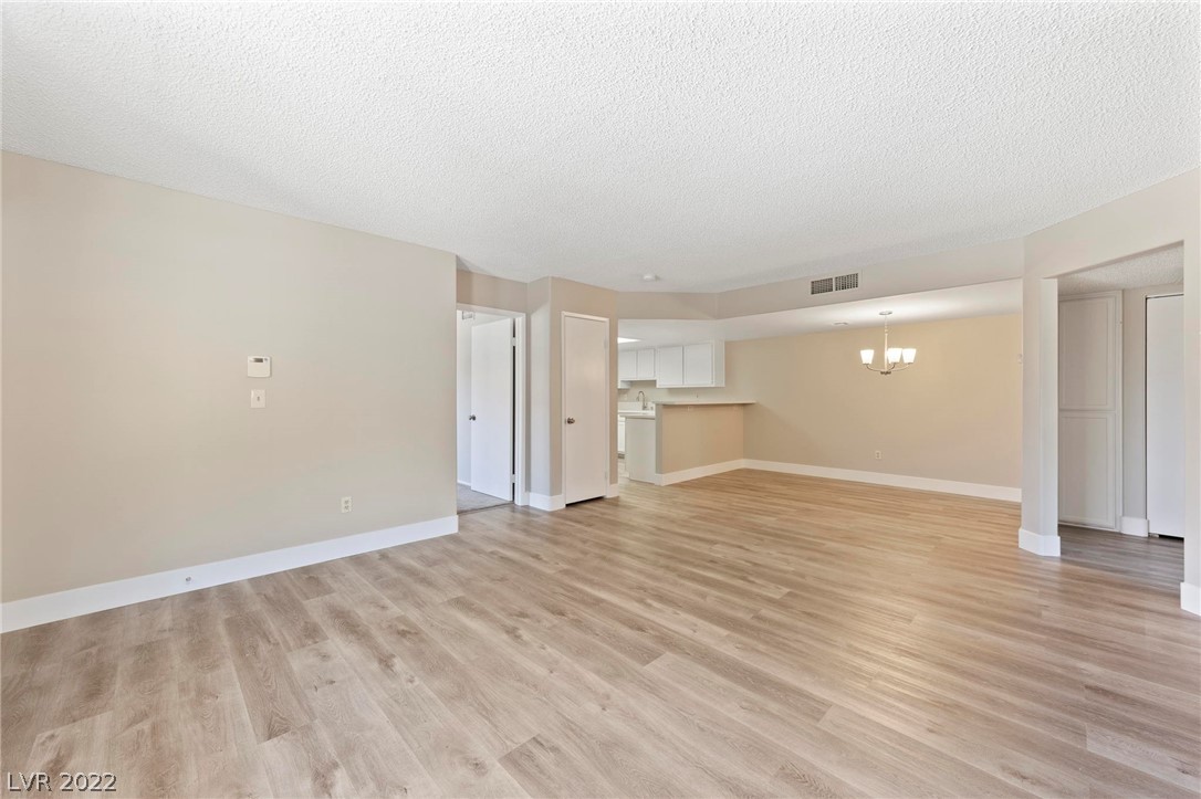 9070 Spring Mountain Road, Unit 116 Las Vegas, NV 89117 - Photo 4 of 14