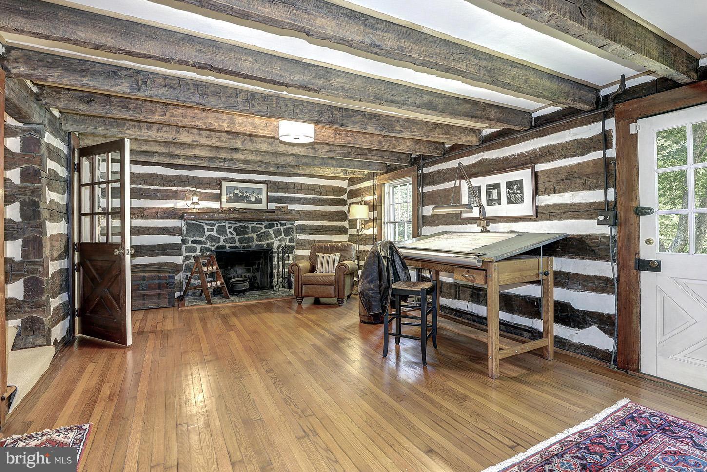 957 Bellview Road McLean, VA 22102 - Photo 22 of 30 Log Cabin