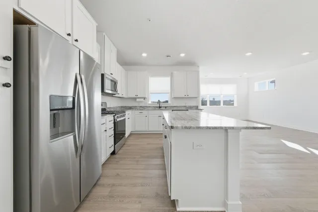 $339,900 | 6564 Genevieve Trail, Cottage Grove, MN 55016