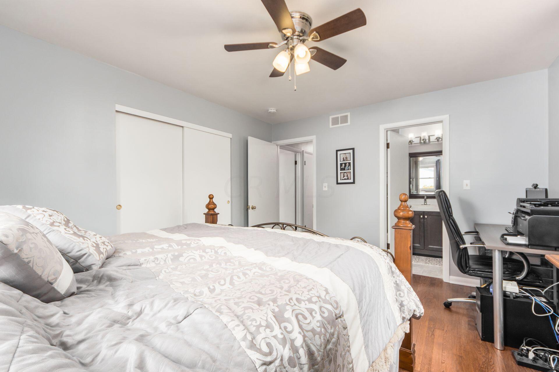 1527 Fishinger Road Columbus, OH 43221 - Photo 19 of 27 029_69bc_M 1527 Fischinger075