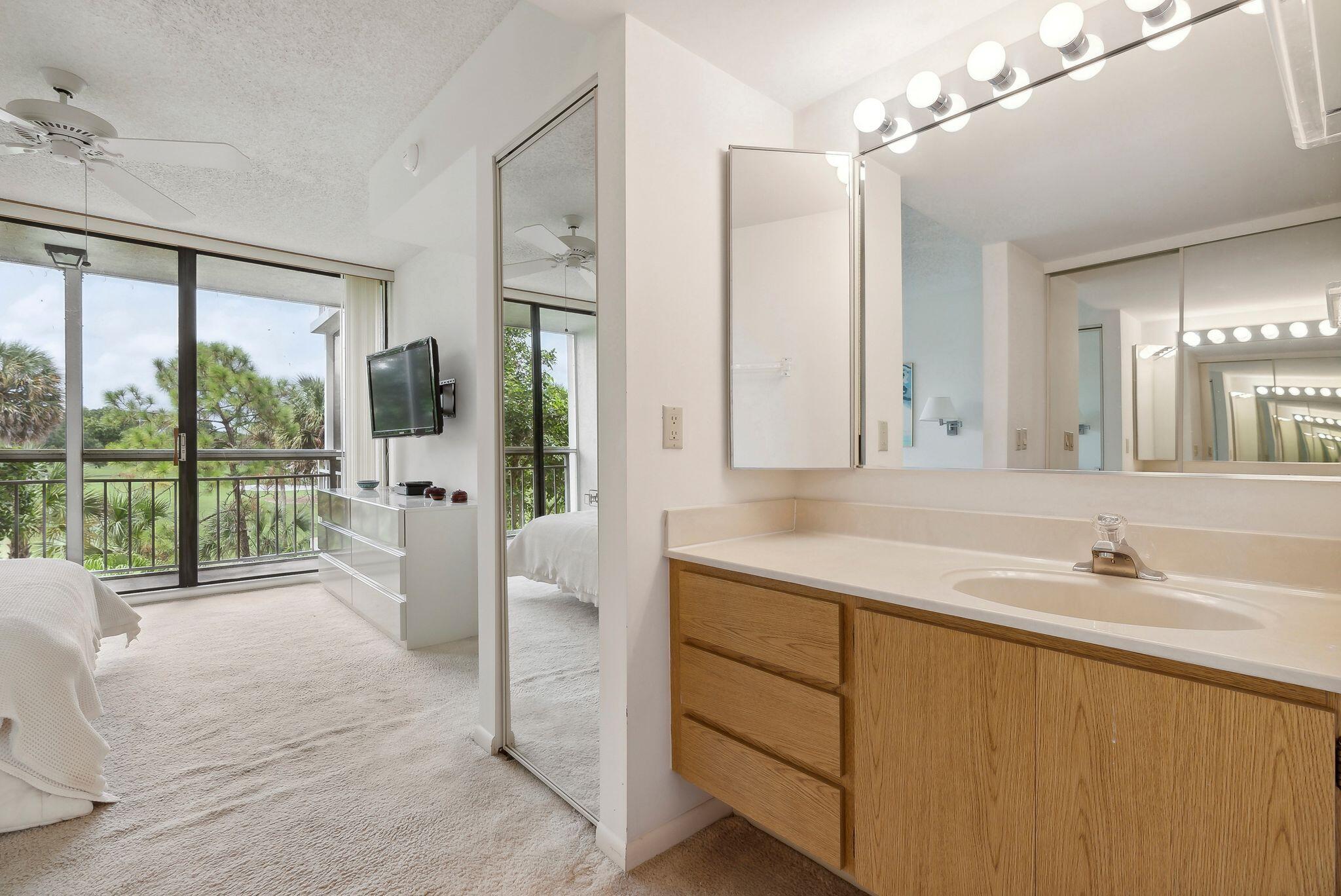 6169 Balboa Circle, Unit 303 Boca Raton, FL 33433 - Photo 32 of 48 6169 Balboa Cir Boca Raton FL 32