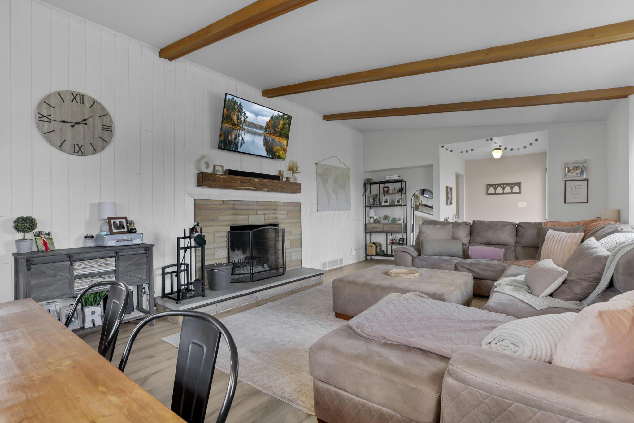 535 Murnan Road Galloway, OH 43119 - Photo 5 of 57 13-web-or-mls-LO5A9645