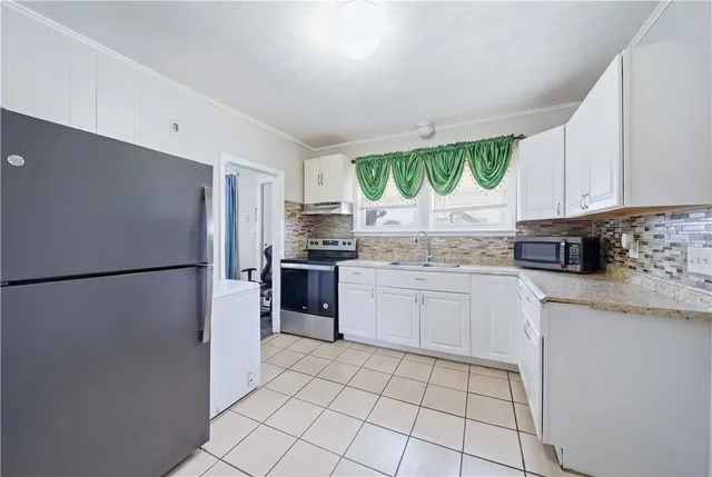 $699,900 | 616 Lonsdale Avenue, Central Falls, RI 02863