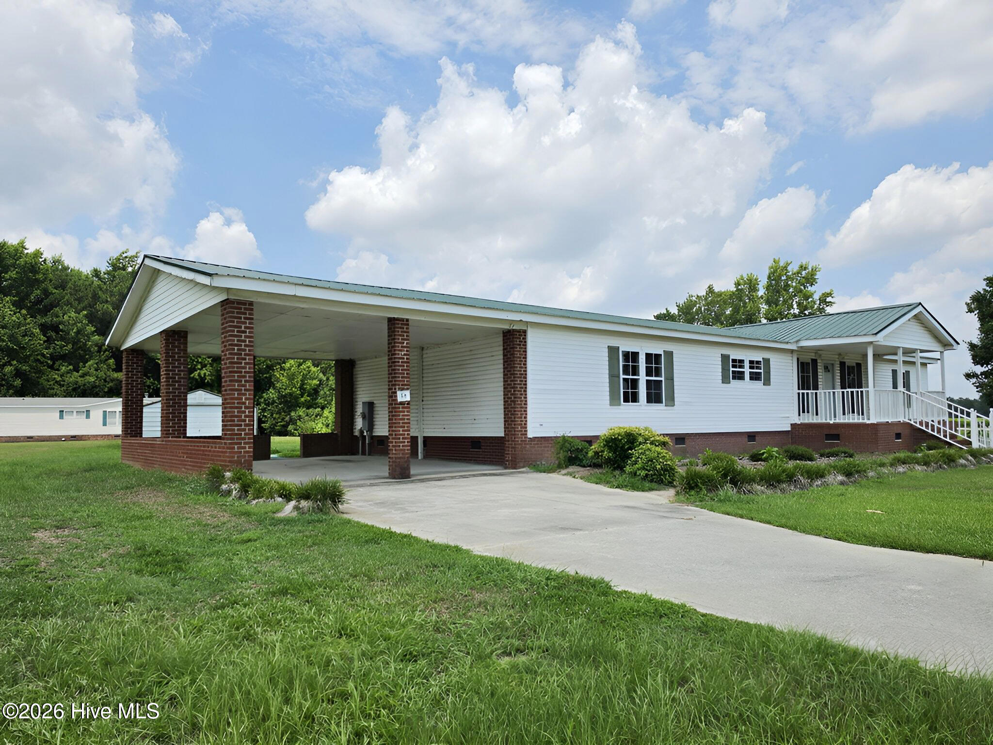 38 Banks Road Snow Hill, NC 28580 - Photo 2 of 20 Gallery Image 2
