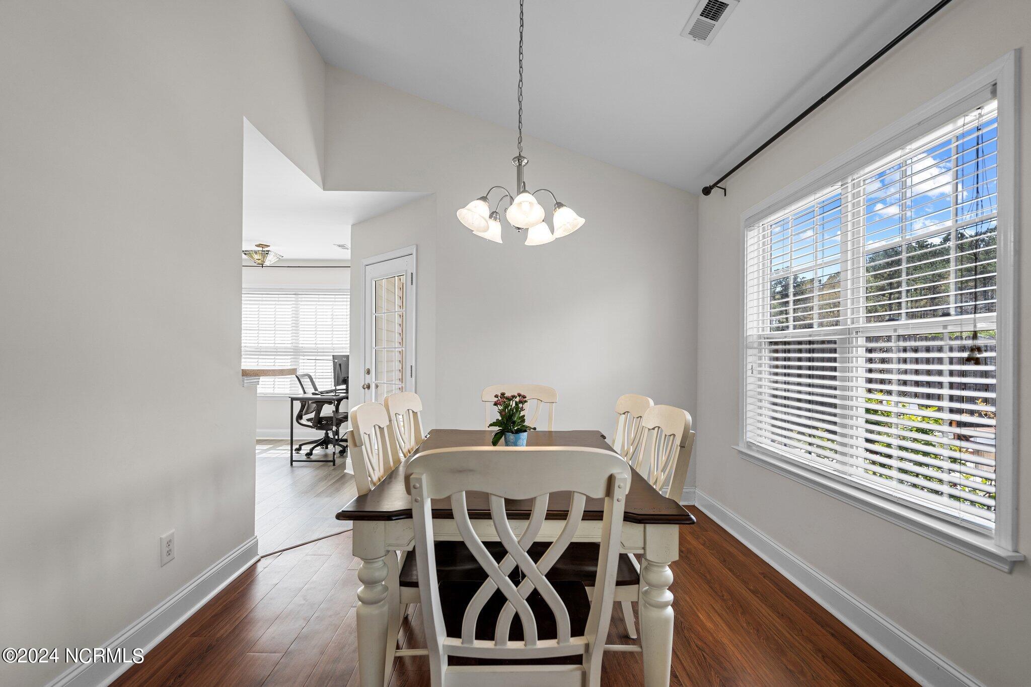 107 Watersfield Road Leland, NC 28451 - Photo 12 of 49 dining 4
