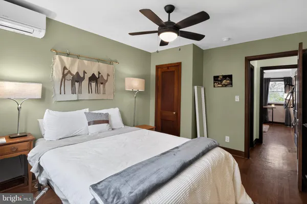 $3,800 | 32 Farragut Place Northwest, Washington, DC 20011