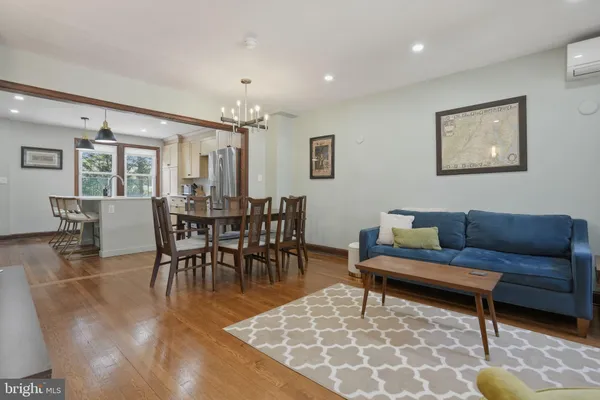 $3,800 | 32 Farragut Place Northwest, Washington, DC 20011