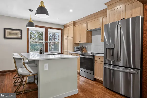 $3,800 | 32 Farragut Place Northwest, Washington, DC 20011