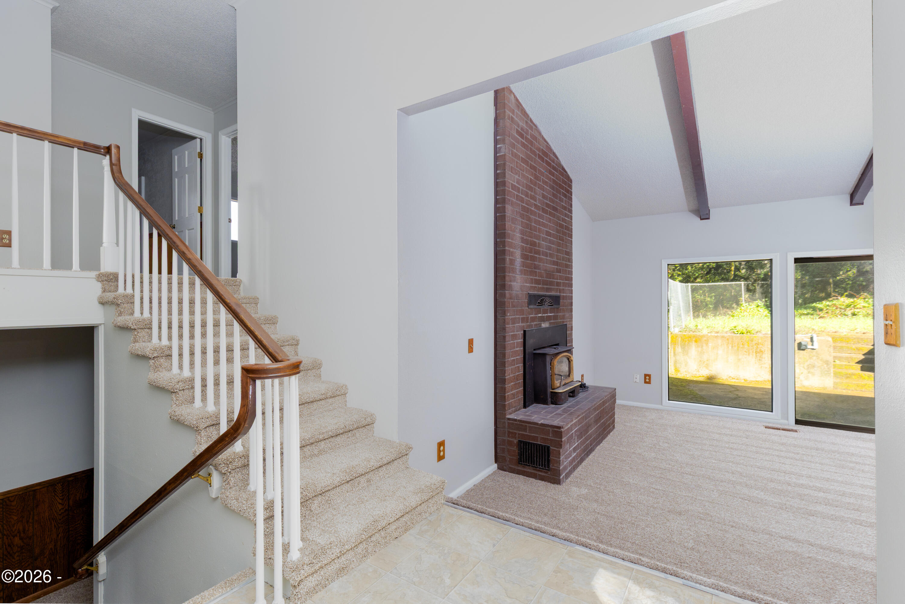 1484 Yasek Loop Toledo, OR 97391 - Photo 6 of 51 1484yasek-77 - Copy