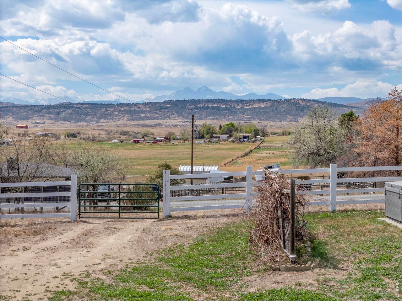 218 Bothun Road Berthoud, CO 80513 - Photo 27 of 35 Great views from the side yard.