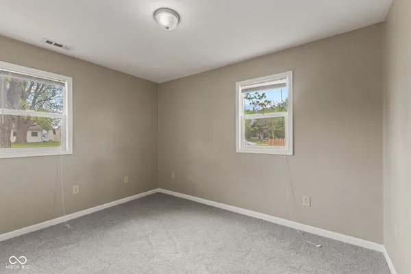 $209,900 | 339 Parkway Street, Whiteland, IN 46184