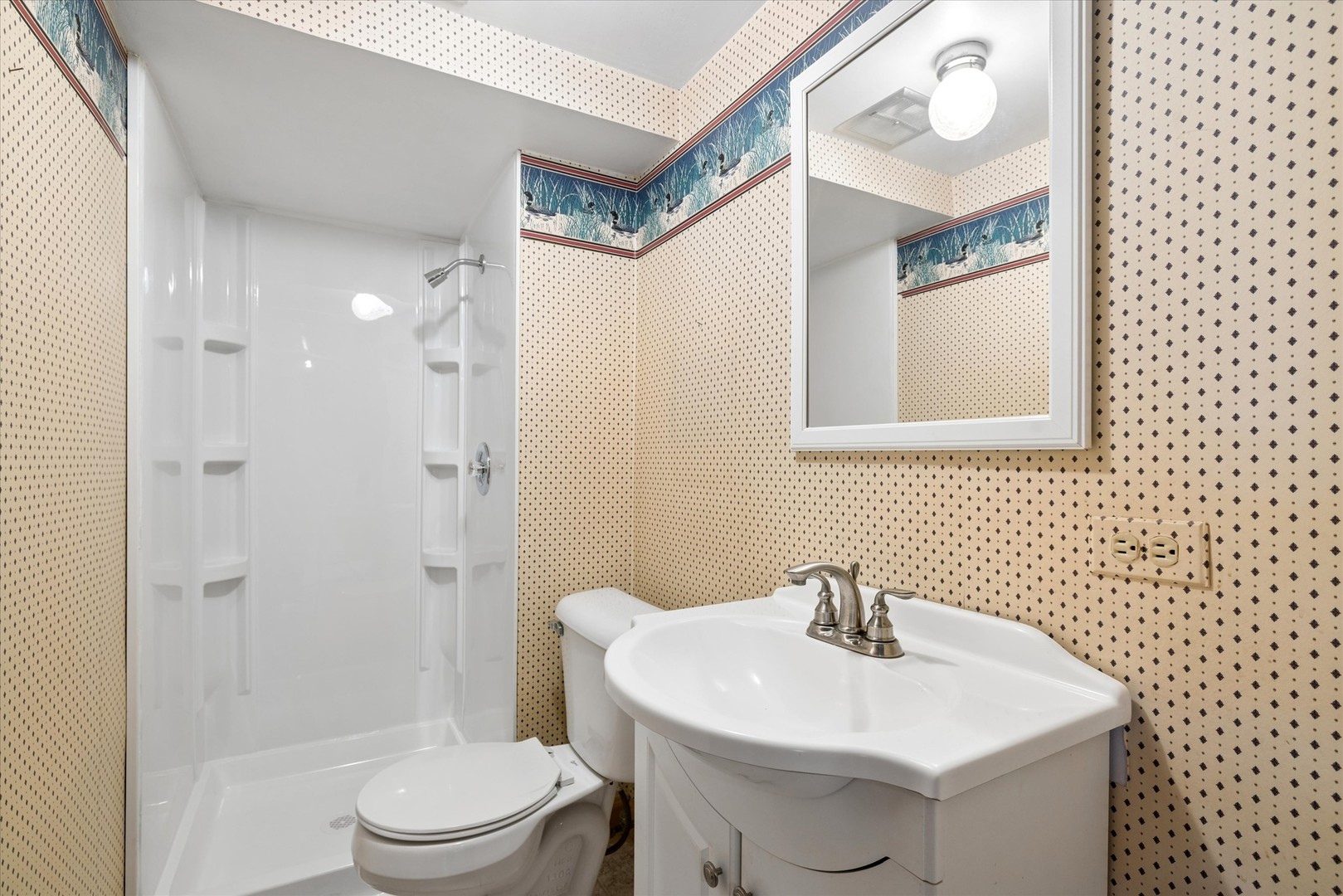 13 Hawthorne Road Lake In The Hills, IL 60156 - Photo 12 of 18