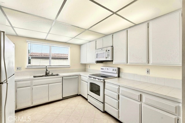 28124 Ridgethorne Court Rancho Palos Verdes, CA 90275 - Photo 23 of 52