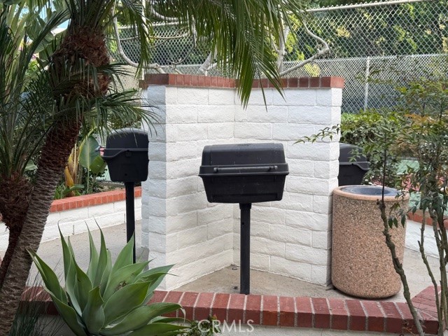 28124 Ridgethorne Court Rancho Palos Verdes, CA 90275 - Photo 45 of 52 Community barbecue area