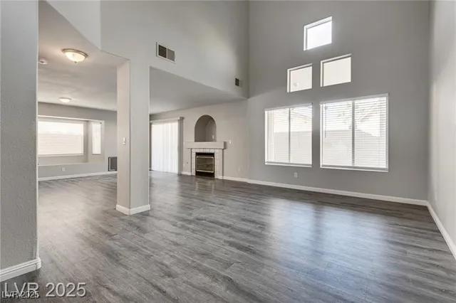 $2,400 | 7816 Calico Flower Avenue, Las Vegas, NV 89128