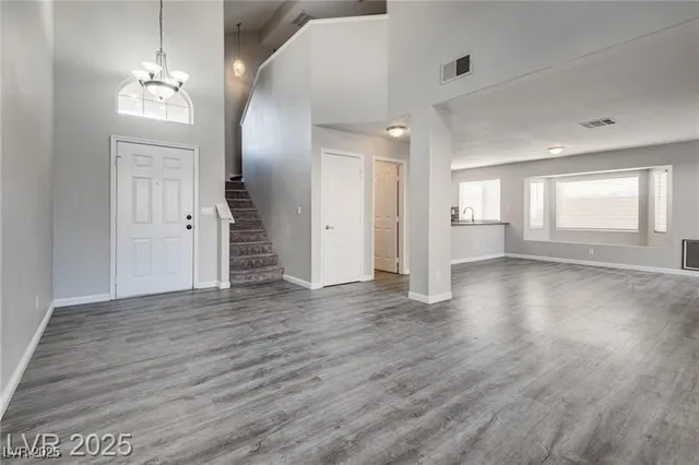 $2,400 | 7816 Calico Flower Avenue, Las Vegas, NV 89128