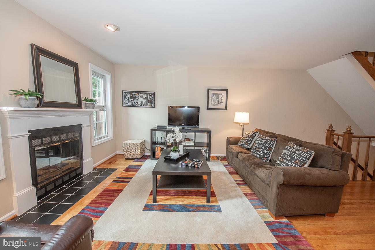204 Brighton Road Devon, PA 19333 - Photo 12 of 29 Wood floors on this level