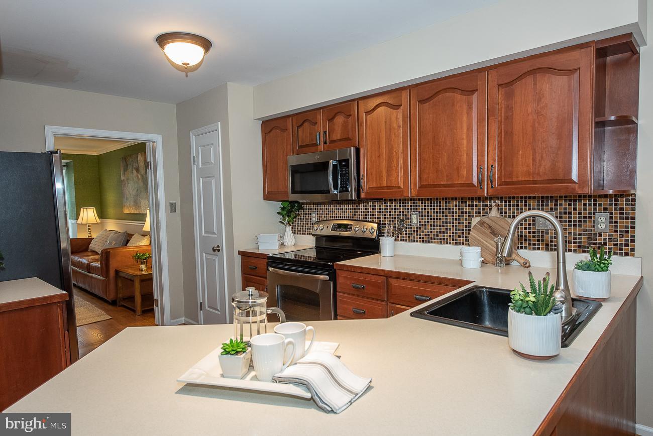 204 Brighton Road Devon, PA 19333 - Photo 14 of 29 Lots of counter space