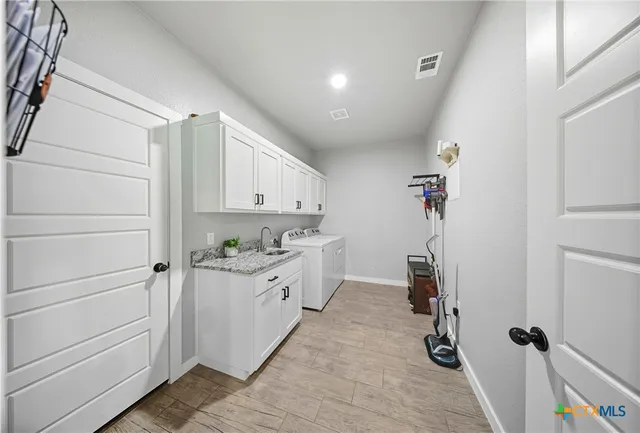 $557,500 | 100 Metheglin Drive, Temple, TX 76502