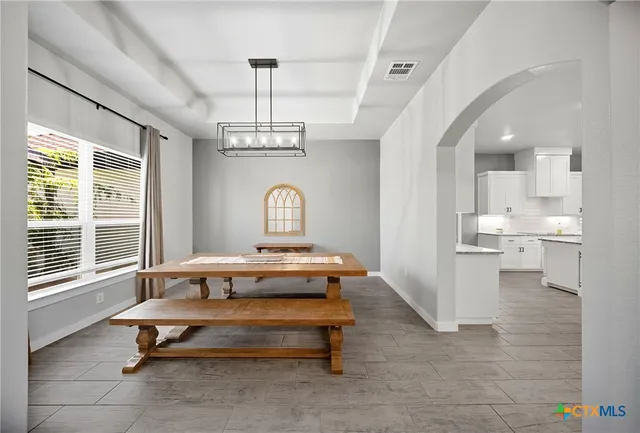 $557,500 | 100 Metheglin Drive, Temple, TX 76502