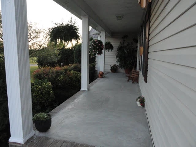 5092 Dripping Springs Road Glasgow, KY 42141 - Photo 13 of 29 Gallery Image 13