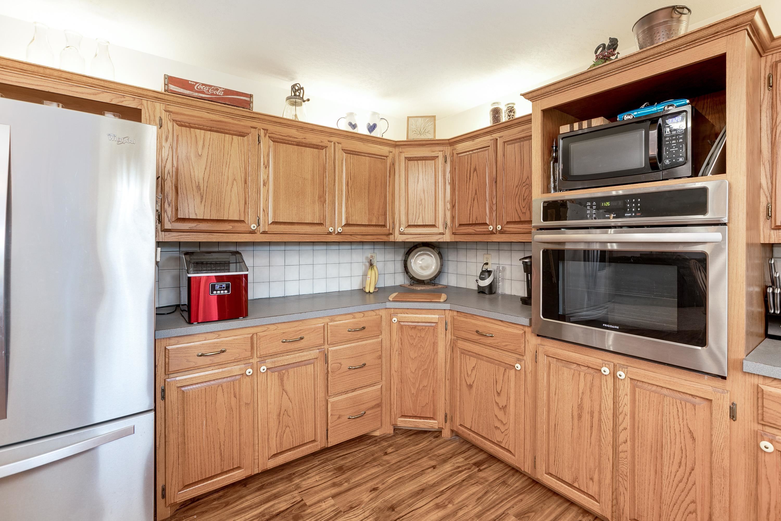 1555 Southwest Butler Road Benton, KS 67017 - Photo 12 of 36