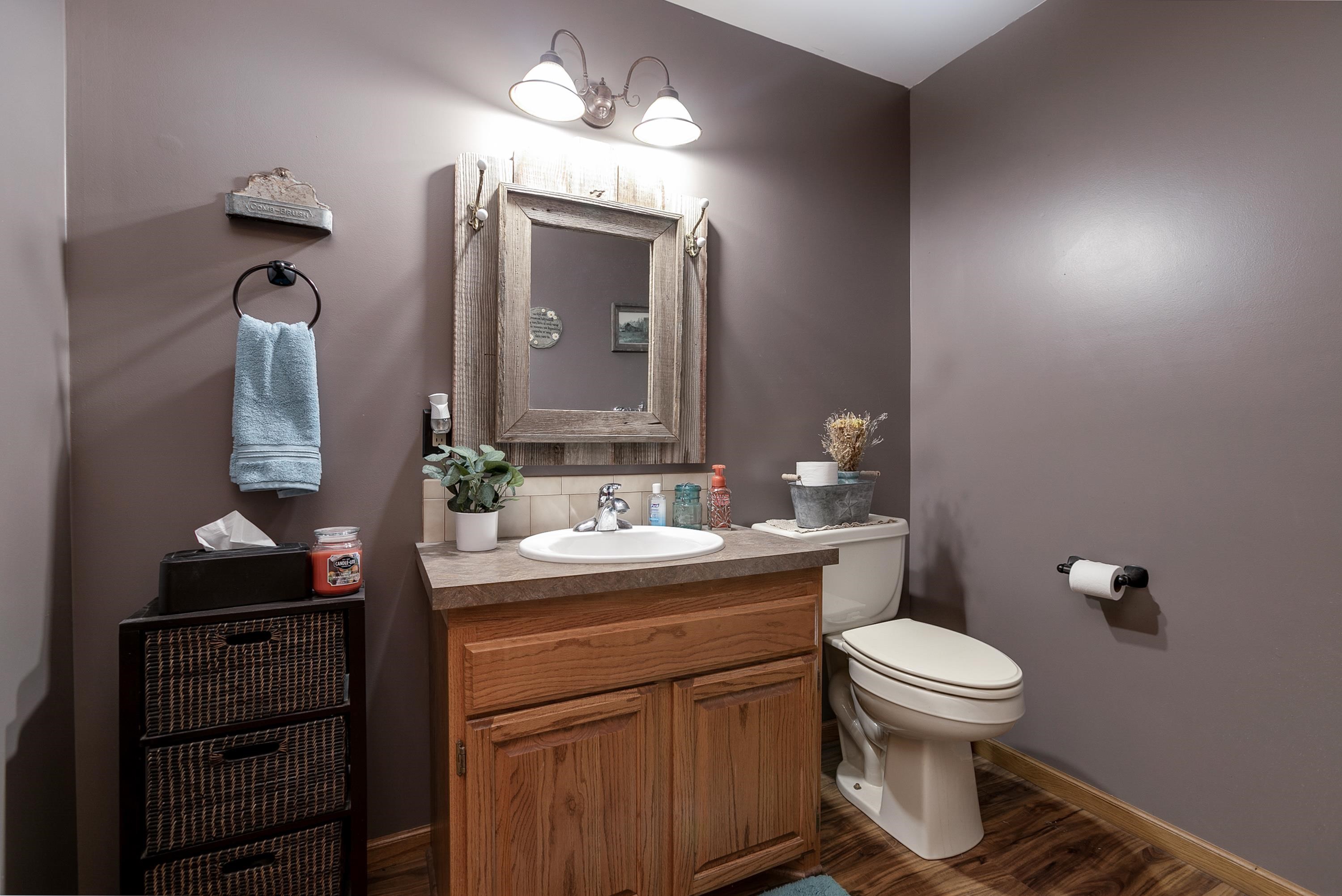 1555 Southwest Butler Road Benton, KS 67017 - Photo 14 of 36