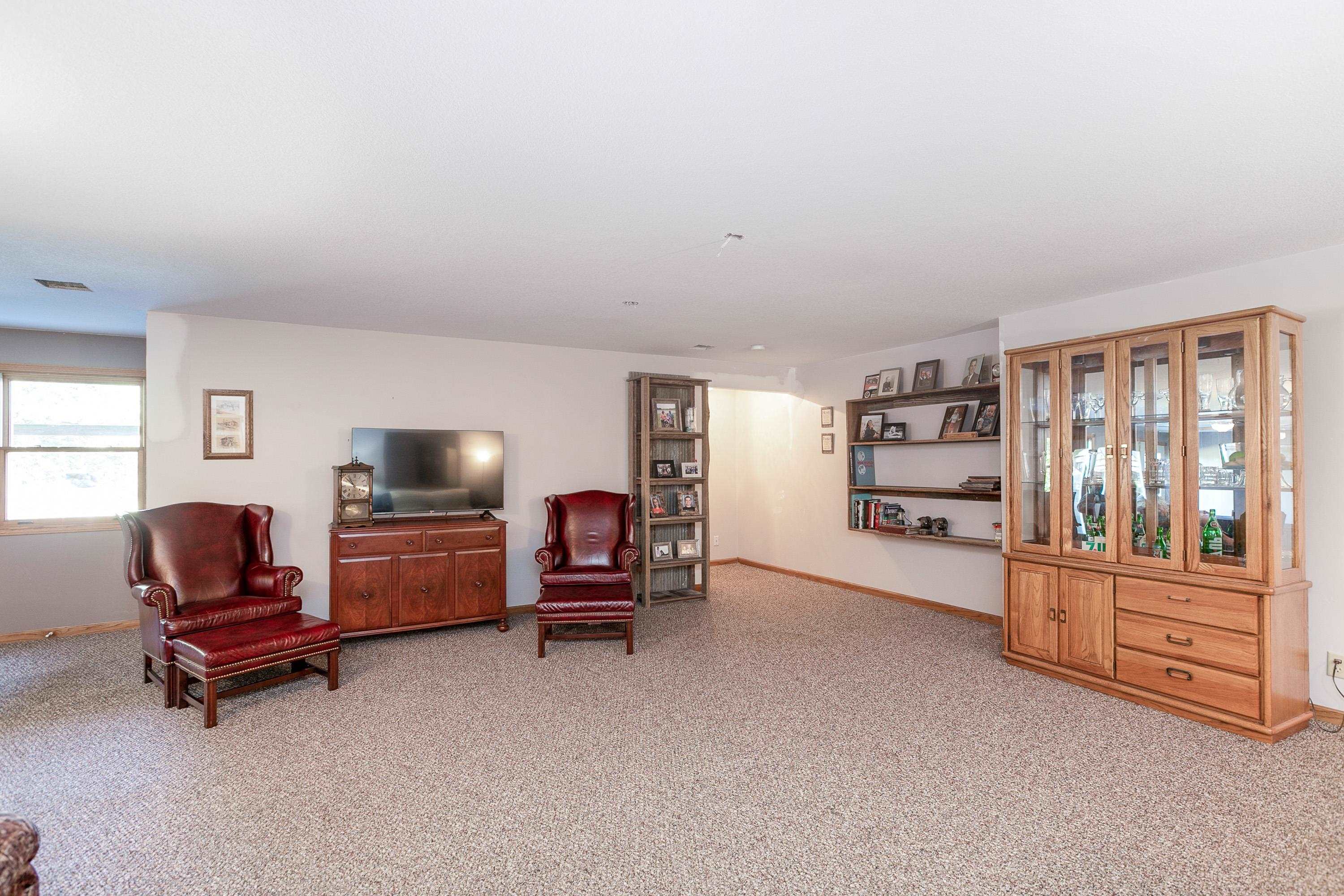 1555 Southwest Butler Road Benton, KS 67017 - Photo 20 of 36