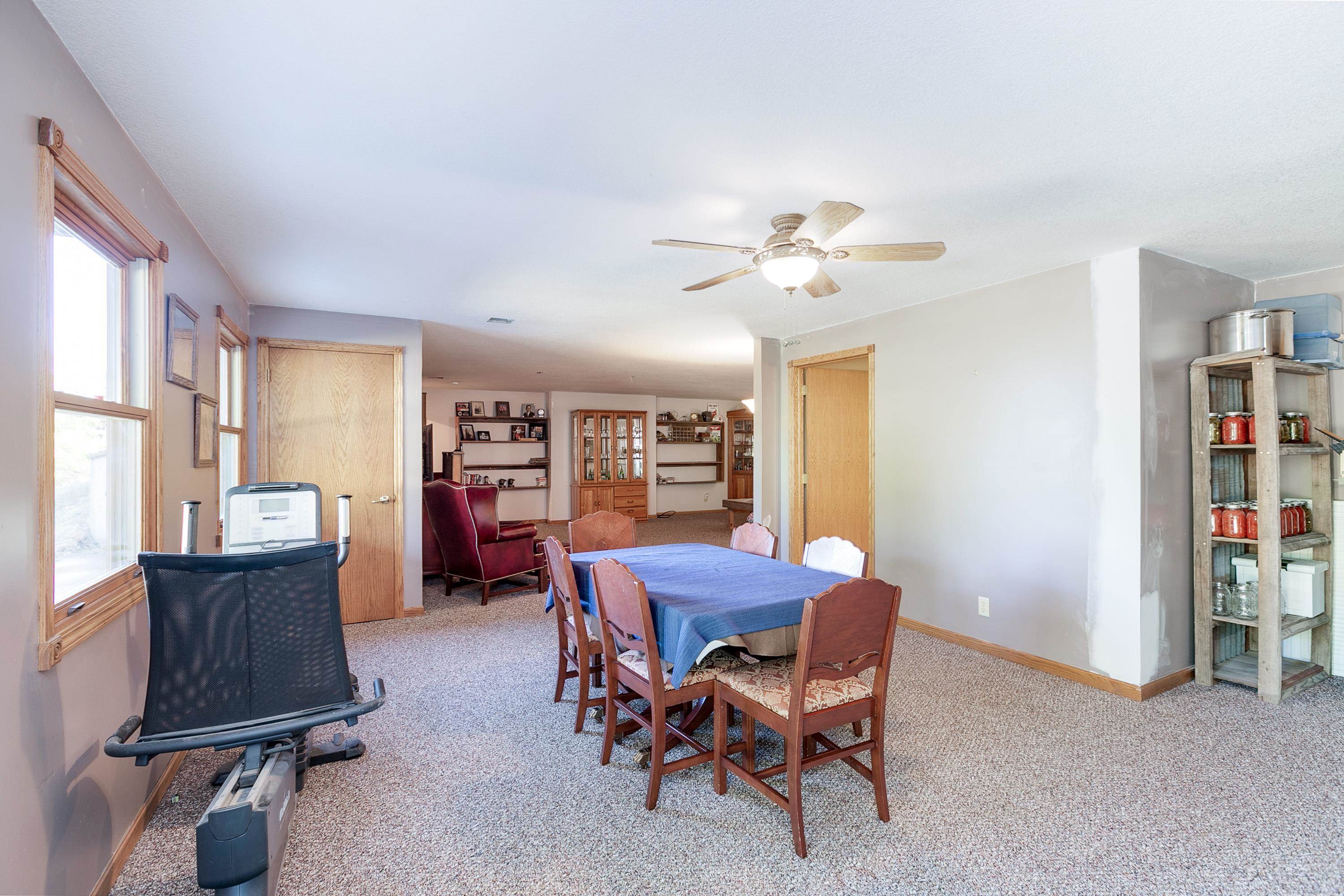 1555 Southwest Butler Road Benton, KS 67017 - Photo 22 of 36