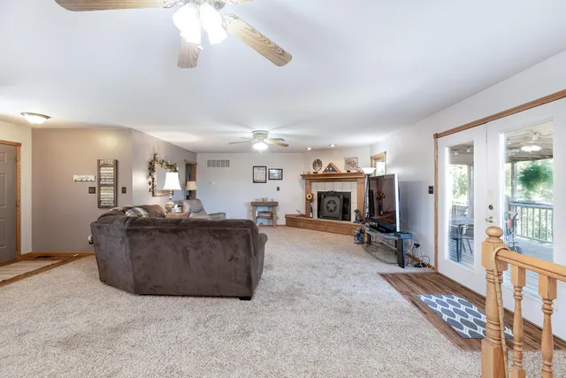 $875,000 | 1555 Southwest Butler Road, Benton, KS 67017