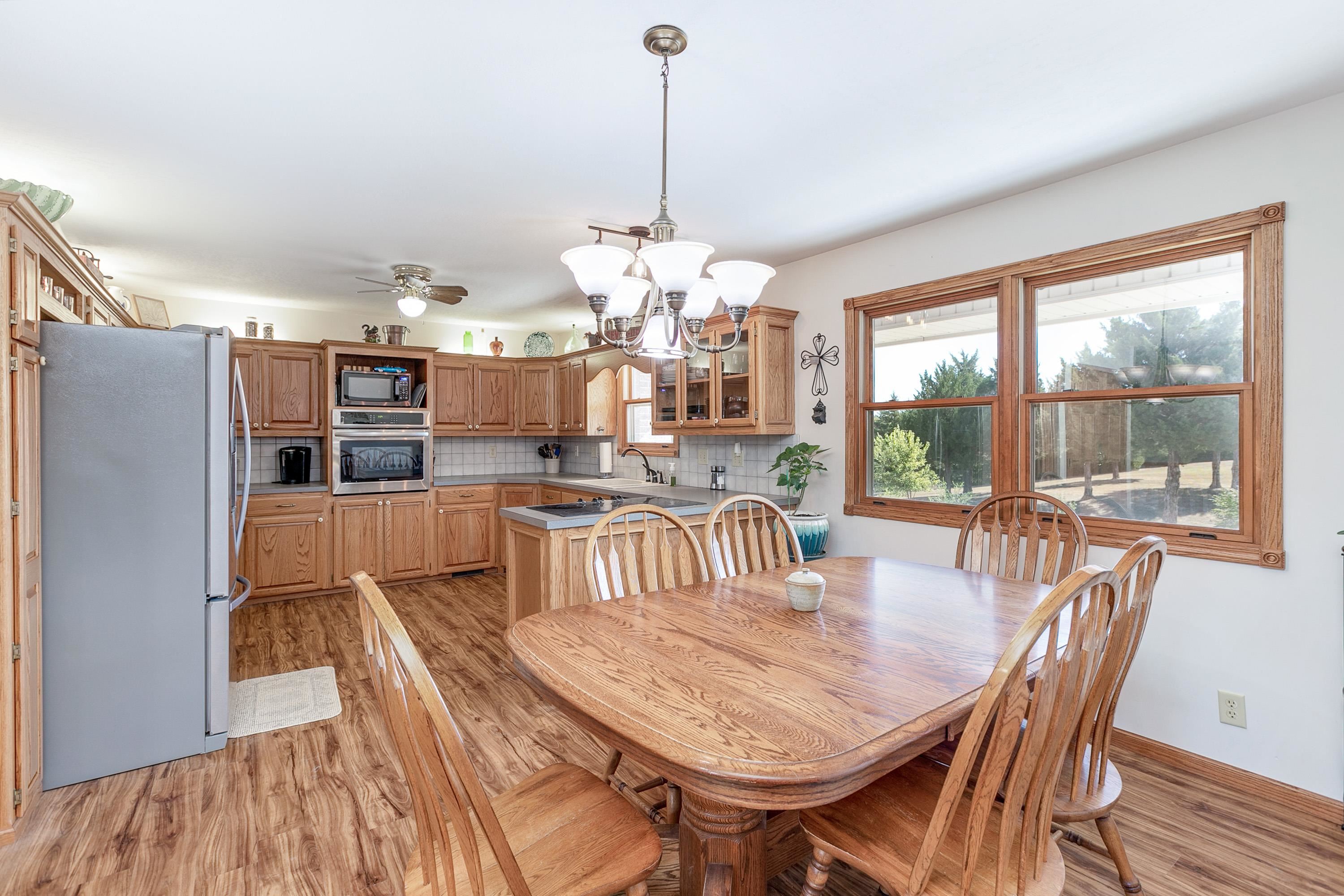 1555 Southwest Butler Road Benton, KS 67017 - Photo 9 of 36