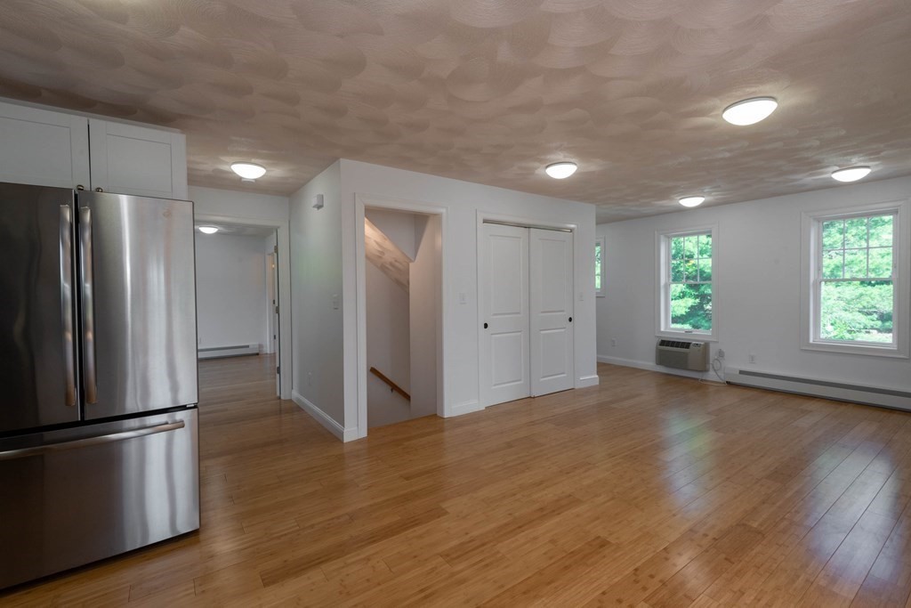 151 Boxford Road Rowley, MA 01969 - Photo 5 of 24