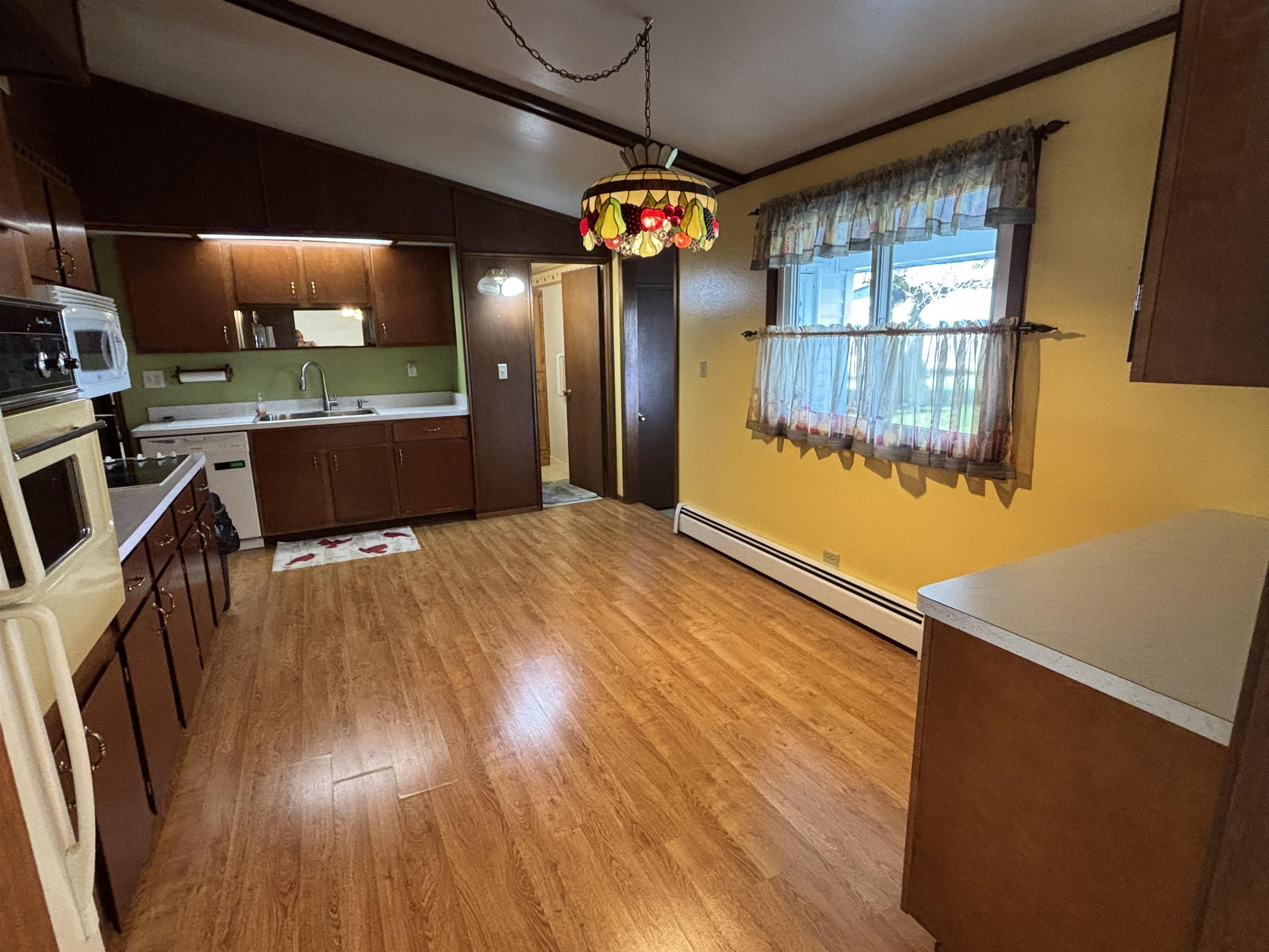 10487 Roedel Road Frankenmuth, MI 48734 - Photo 14 of 41 50193757-c40eb5df-3bf2-4939-a97f-ffd0fb946a8c.JPG