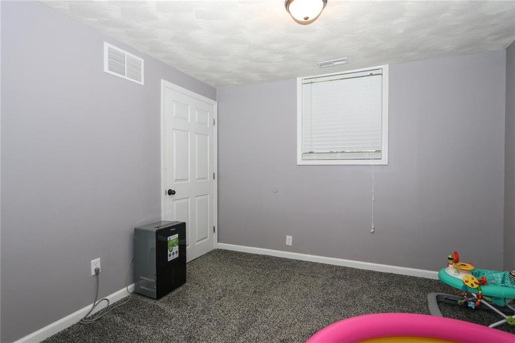 2901 Vineyard Street Springfield, OH 45503 - Photo 22 of 24