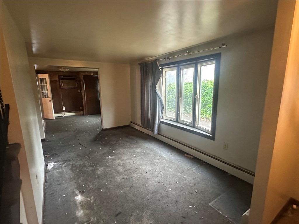 39 Locust Street Pawtucket, RI 02860 - Photo 18 of 25