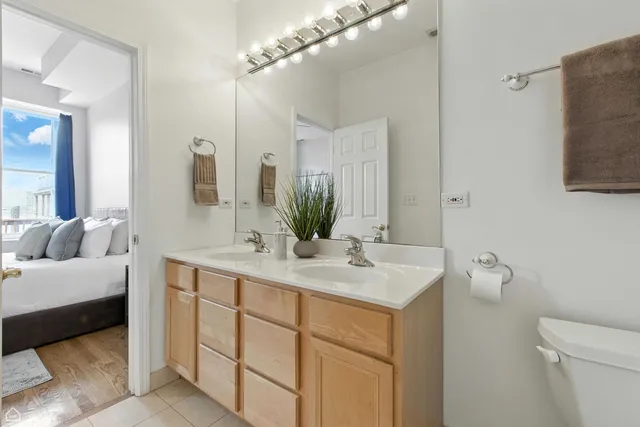 $650,000 | 1708 West Chicago Avenue, Unit 3, Chicago, IL 60622