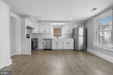 $999,000 | 9 West Bridge Street, New Hope, PA 18938