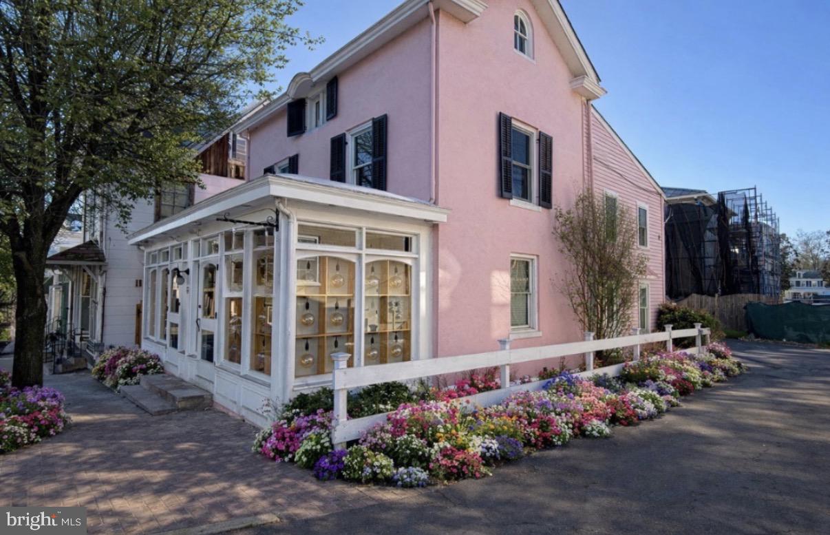 9 West Bridge Street New Hope, PA 18938 - Photo 2 of 31