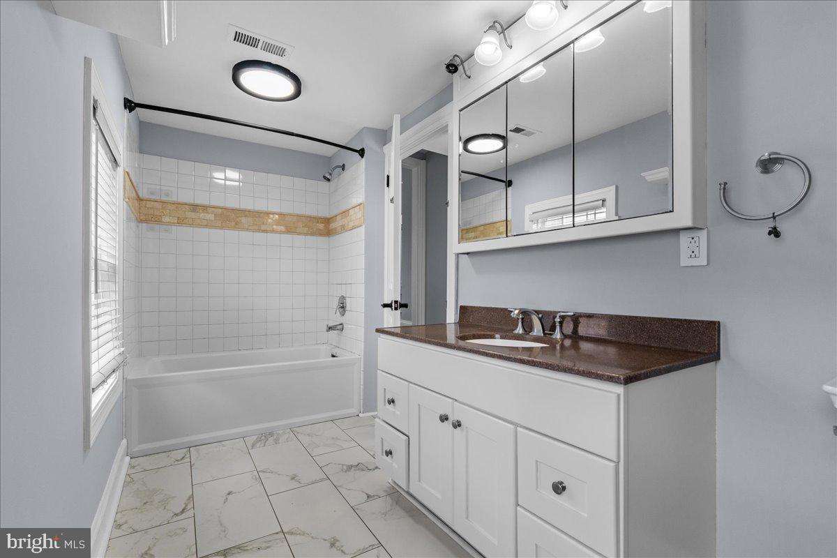 9 West Bridge Street New Hope, PA 18938 - Photo 24 of 31