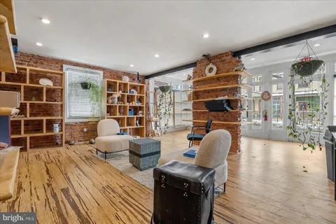 $999,000 | 9 West Bridge Street, New Hope, PA 18938