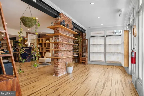 $999,000 | 9 West Bridge Street, New Hope, PA 18938